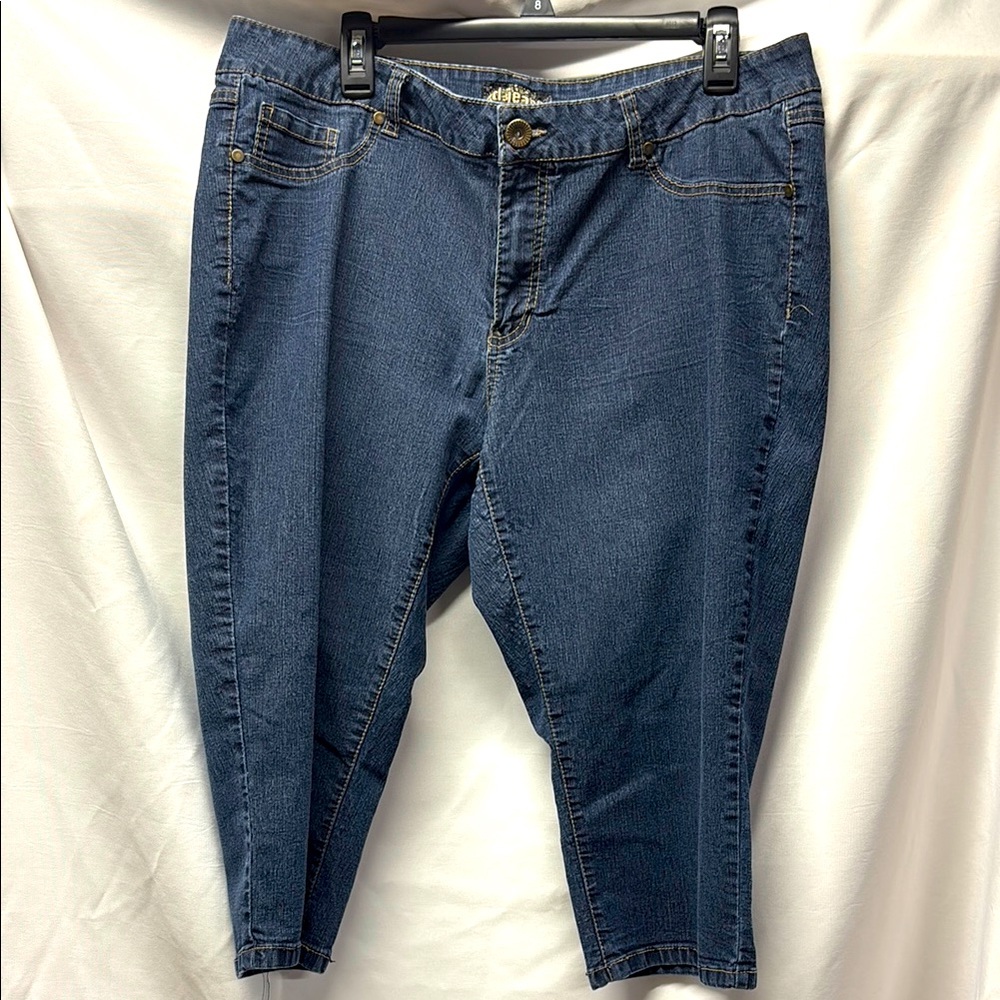 D Jeans Blue Denim Capri Jeans